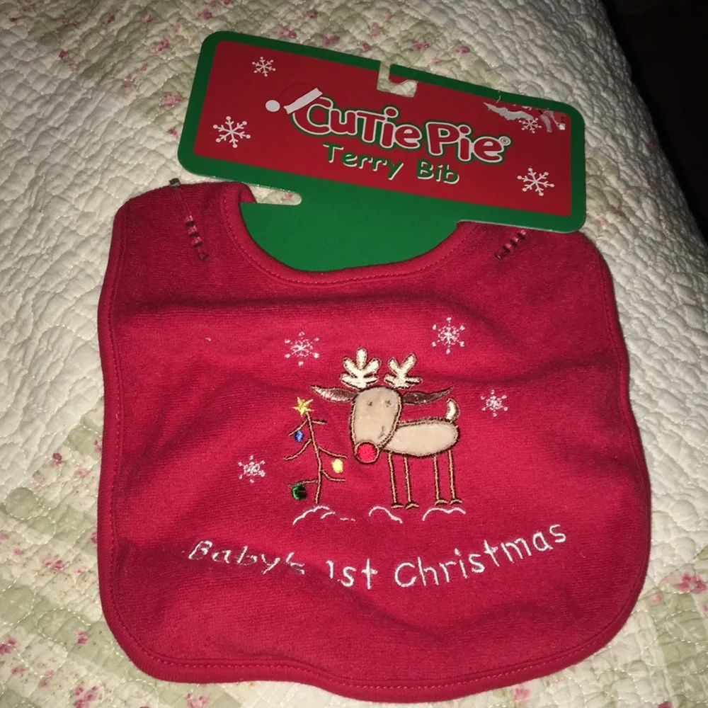 Set of 6 Baby Bibs and Burp Cloth